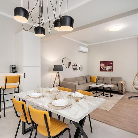 Bright & Sunny Stylish Apt With 2Bdr And 2Bth Szófia Kültér fotó